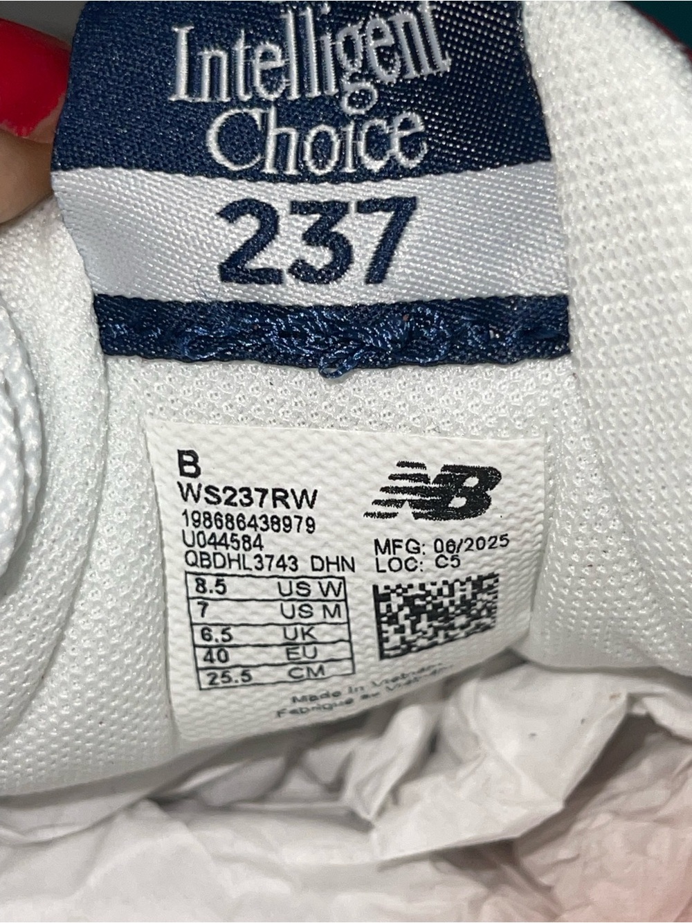 New Balance 237 Unisex Sneaker - Burgundy/White - Picture 11 of 12